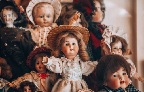 Who buys antique dolls near me?