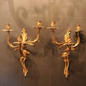 Antique brass wall sconce