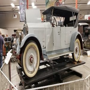 Antique car museum of Iowa