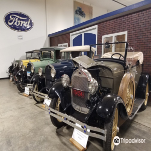 Antique car museum of Iowa